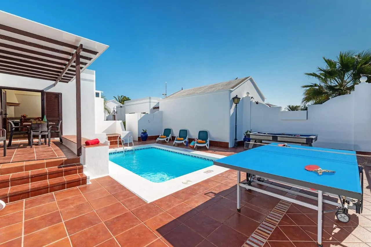 Tías Villa Tara